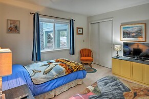 1 Mi Odell Lake: Munds Park Home w/ 3 Decks