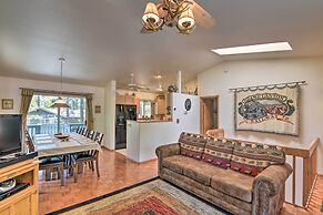 1 Mi Odell Lake: Munds Park Home w/ 3 Decks