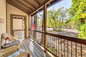 Spacious Cabin w/ Deck: 7 Mi to Show Low!