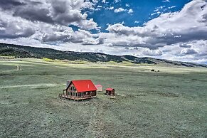Secluded Fairplay Rocky Mountain Hideaway w/ Views