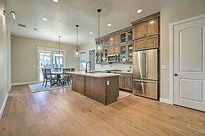 Flagstaff Oasis w/ Hot Tub - 3 Mi to Downtown!