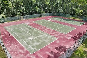 Coldspring Cottage < 1 Mi to Lake Livingston!