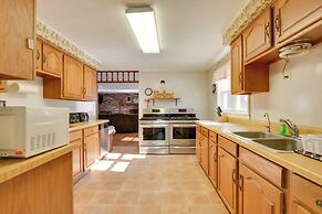 Serene Saxton Lodge: 7 Mi to Lake Raystown!