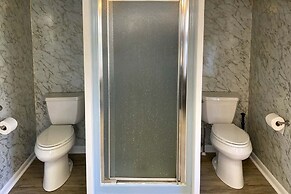 Serene Saxton Lodge: 7 Mi to Lake Raystown!