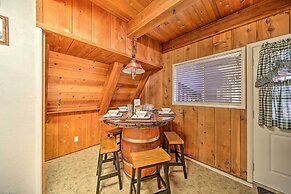 Rustic Trinity Center Cabin w/ Deck Near Fishing!