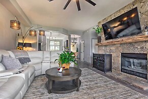 Modern Mountain-view Smokies Retreat w/ Balcony