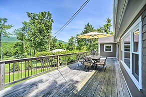 Charming Cottage w/ Deck: Mtn + Lake Views!