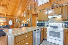 Gatlinburg Smoky Mountain Cabin ~ 1 Mi to Park!