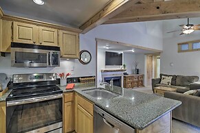 Keystone Condo: Ski Shuttle & Mountain Views!