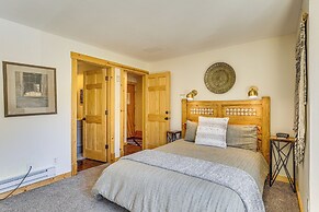 Ski Shuttle & Mountain Views: Keystone Resort Home