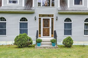 Meriden Village of Plainfield Home w/ Backyard