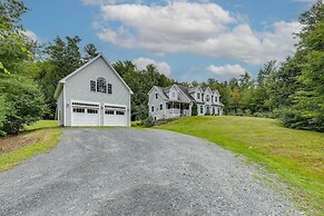 Meriden Village of Plainfield Home w/ Backyard