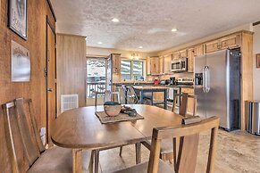 1 Mi to Slopes: Beech Mtn Retreat w/ Balcony!