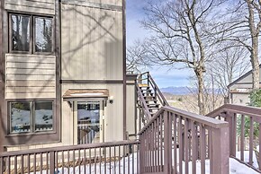 1 Mi to Slopes: Beech Mtn Retreat w/ Balcony!