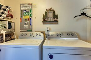 Secluded Cabin w/ Deck, Hot Tub & Lake Access!