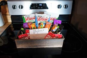 Secluded Cabin w/ Deck, Hot Tub & Lake Access!