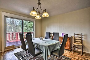 Charming Kelso Home w/ Proximity to Cowlitz River!