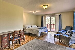 Charming Kelso Home w/ Proximity to Cowlitz River!