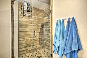 Charming Kelso Home w/ Proximity to Cowlitz River!