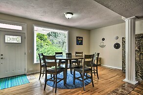 Charming Kelso Home w/ Proximity to Cowlitz River!