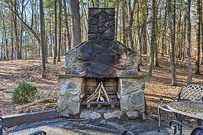 Berkeley Springs Haven w/ Sleepy Creek Access!