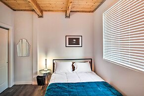 Home w/ Hot Tub < 5 Miles to Rainier National Park