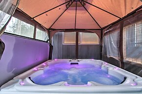 Home w/ Hot Tub < 5 Miles to Rainier National Park