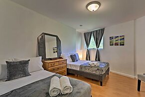 Luxe Lakefront Family Cottage: Private Beach, Dock