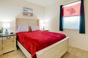 3 Mi to Goodyear Ballpark: Desert Den w/ Pool