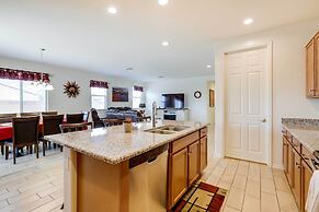 3 Mi to Goodyear Ballpark: Desert Den w/ Pool