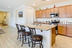 3 Mi to Goodyear Ballpark: Desert Den w/ Pool