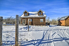'off The Beaten Path' Cabin w/ Mtn Views & Hot Tub