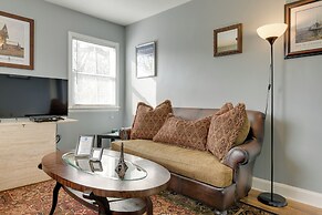 Renovated Charlotte Bungalow - 3 Mi to Downtown!