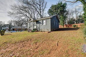 Renovated Charlotte Bungalow - 3 Mi to Downtown!