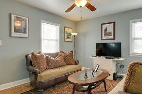 Renovated Charlotte Bungalow - 3 Mi to Downtown!