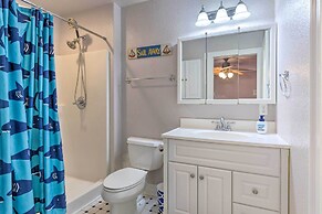 Spacious Gulf Shores Home: Private Pool + Deck!