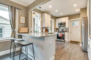 Pet-friendly Family Apartment - Near NU Campus!