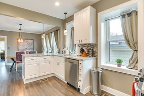 Pet-friendly Family Apartment - Near NU Campus!