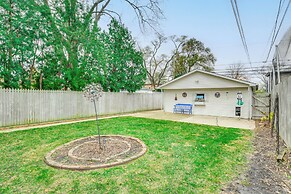 Pet-friendly Family Apartment - Near NU Campus!