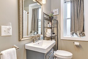 Pet-friendly Family Apartment - Near NU Campus!