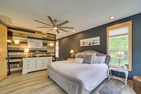 Lakefront Afton Home w/ Hot Tub & Shared Dock!