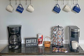 3 Mi to Beach & Boardwalk: Family Frankford Home