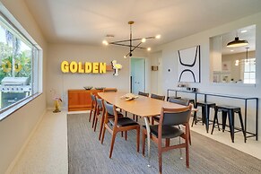 Luxe Waterfront Oasis w/ Dock - Direct Lake Access