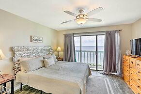 Waterfront Escape w/ Balcony on Shell Point Beach!