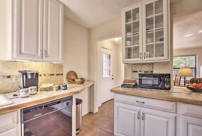 Artist's Retreat w/ Pecos National Park Views!