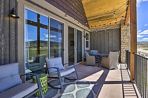 20 Mi to Winter Park: Mtn-view Townhome w/ Balcony