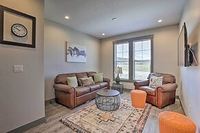 20 Mi to Winter Park: Mtn-view Townhome w/ Balcony
