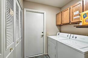 7 Mi to Riparian Preserve: Family Home w/ Yard!