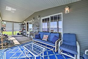 Houghton Lake House w/ Fire Pit - 2 Mi to Trails!