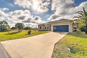 Port Charlotte Canalfront Home w/ Pool & Dry Bar!